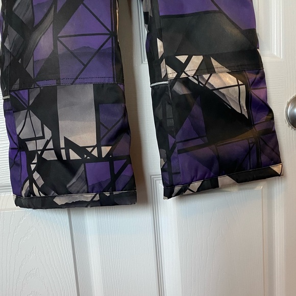 XMTN Kids Snow pants / 3M Thinsulate / Purple Black / Size 5 - Picture 5 of 9